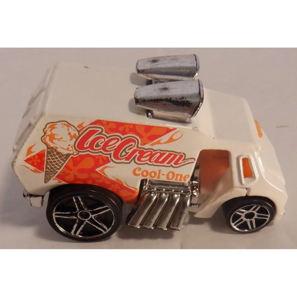 Lot Of‎ 12 HotWheels And Other Die-Cast Cars